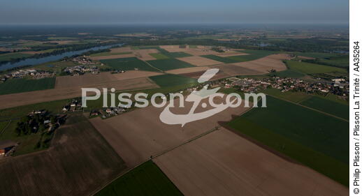 Le Loiret vue du ciel - © Philip Plisson / Plisson La Trinité / AA35264 - Nos reportages photos - Fleuve