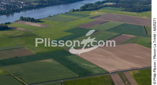 Le Loiret vue du ciel - © Philip Plisson / Plisson La Trinité / AA35271 - Nos reportages photos - Fleuve