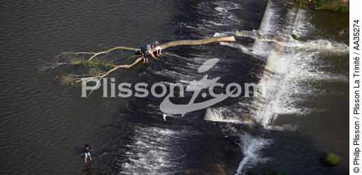 Le Loiret vue du ciel - © Philip Plisson / Plisson La Trinité / AA35274 - Nos reportages photos - Fleuve