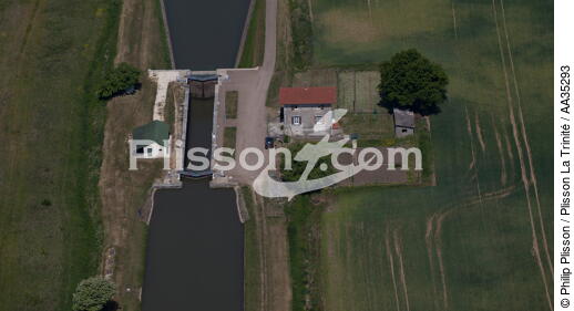 Le Loiret vue du ciel - © Philip Plisson / Plisson La Trinité / AA35293 - Nos reportages photos - Centre