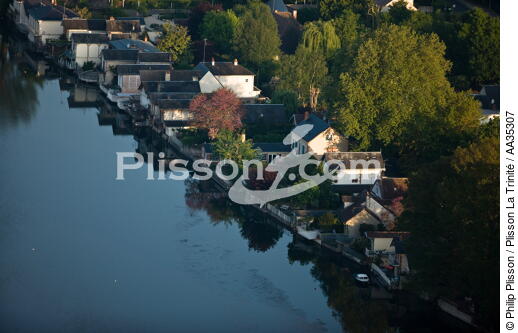 Loiret view of the sky - © Philip Plisson / Plisson La Trinité / AA35307 - Photo Galleries - Le Loiret vue du ciel