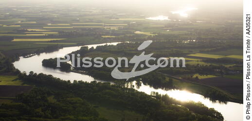 Loiret view of the sky - © Philip Plisson / Plisson La Trinité / AA35321 - Photo Galleries - Loire [The]