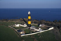 Le phare de Saint John's Point en Irlande © Philip Plisson / Plisson La Trinité / AA35508 - Nos reportages photos - Phares Grande-Bretagne