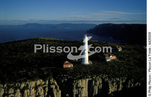Phare en Tasmanie - © Philip Plisson / Plisson La Trinité / AA35509 - Nos reportages photos - Resultat Recherche