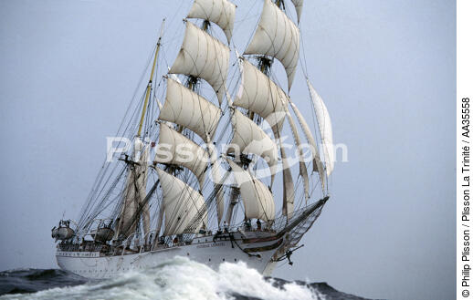 Le Trois-Mâts Barque Statsraad Lehmkuhl - © Philip Plisson / Plisson La Trinité / AA35558 - Nos reportages photos - Les Grands voiliers