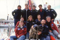 Le team de Catherine Chabaud sur Whirpool pour le Vendée Globe 1996-97 © Guillaume Plisson / Plisson La Trinité / AA35587 - Nos reportages photos - Personnalité