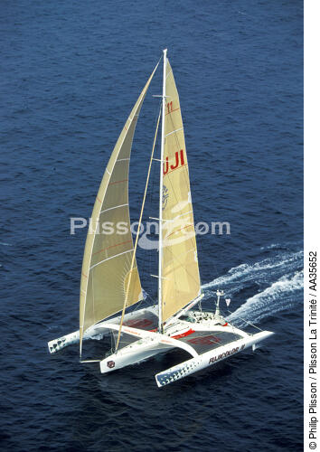 Fujicolor II - © Philip Plisson / Plisson La Trinité / AA35652 - Nos reportages photos - Multicoque de course