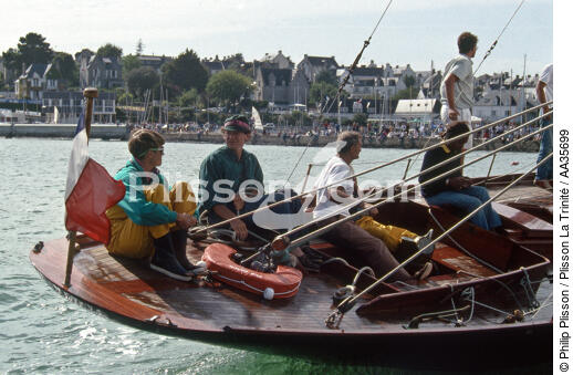 Return to port for Pen Duick - © Philip Plisson / Plisson La Trinité / AA35699 - Photo Galleries - Morbihan