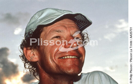 Philippe Poupon - © Philip Plisson / Plisson La Trinité / AA35701 - Photo Galleries - Sailing Race