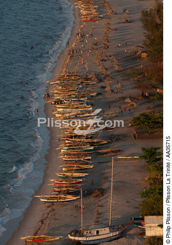 Majunga, North West coast of Madagascar. - © Philip Plisson / Plisson La Trinité / AA35715 - Photo Galleries - Rowing boat