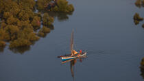 Majunga, North West coast of Madagascar. © Philip Plisson / Pêcheur d’Images / AA35772 - Photo Galleries - Rowing boat