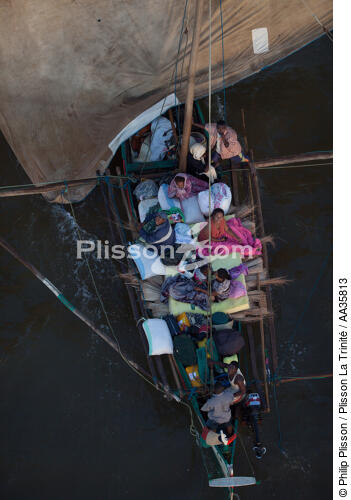 Majunga, North West coast of Madagascar. - © Philip Plisson / Plisson La Trinité / AA35813 - Photo Galleries - Rowing boat