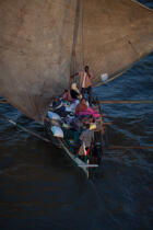 Majunga, North West coast of Madagascar. © Philip Plisson / Pêcheur d’Images / AA35814 - Photo Galleries - Rowing boat
