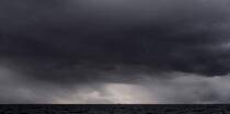Ciel de grain en baie de Quiberon © Philip Plisson / Plisson La Trinité / AA35876 - Nos reportages photos - Morbihan