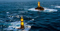 La Plate and la Vieille lighthouse © Philip Plisson / Plisson La Trinité / AA35904 - Photo Galleries - Maritime Signals