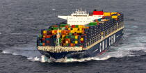 The container ship Marco Polo © Philip Plisson / Plisson La Trinité / AA35920 - Photo Galleries - Site of Interest [29]