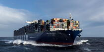 The container ship Marco Polo © Philip Plisson / Pêcheur d’Images / AA35935 - Photo Galleries - CMA CGM Marco Polo