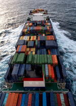 The container door Marco Polo © Philip Plisson / Plisson La Trinité / AA35955 - Photo Galleries - Vertical