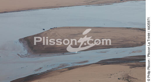 Madagascar - © Philip Plisson / Plisson La Trinité / AA35971 - Photo Galleries - River