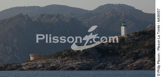  - © Philip Plisson / Plisson La Trinité / AA36057 - Photo Galleries - Town [Corsica]