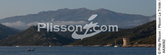  - © Philip Plisson / Plisson La Trinité / AA36062 - Photo Galleries - Town [Corsica]