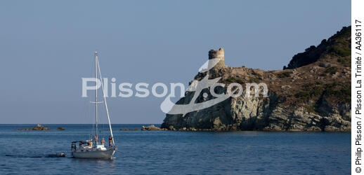 Cap Corse, Est coast - © Philip Plisson / Plisson La Trinité / AA36117 - Photo Galleries - Tower