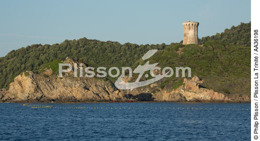 Corsica South East - © Philip Plisson / Plisson La Trinité / AA36198 - Photo Galleries - Construction/Building