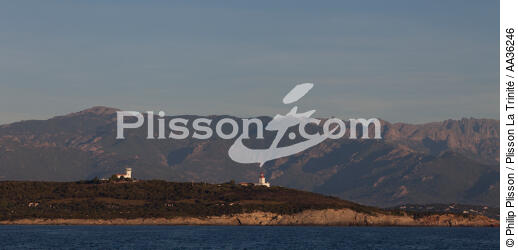 Golfe de Porto-Vecchio - © Philip Plisson / Plisson La Trinité / AA36246 - Photo Galleries - Town [Corsica]