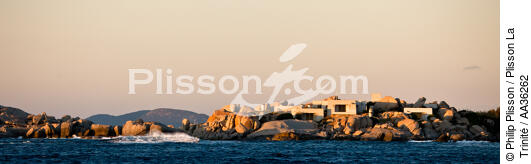 Cavallo island, Corsica - © Philip Plisson / Plisson La Trinité / AA36262 - Photo Galleries - Wishes 2009