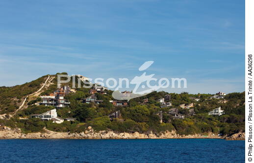 Corse - © Philip Plisson / Plisson La Trinité / AA36298 - Nos reportages photos - Des îles Lavezzi à Poticcio