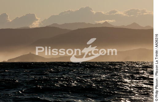 Corsica - © Philip Plisson / Plisson La Trinité / AA36316 - Photo Galleries - From Lavezzi islands to Poticcio