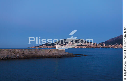 Ajaccio, Corse - © Philip Plisson / Plisson La Trinité / AA36382 - Nos reportages photos - La France vue de la mer