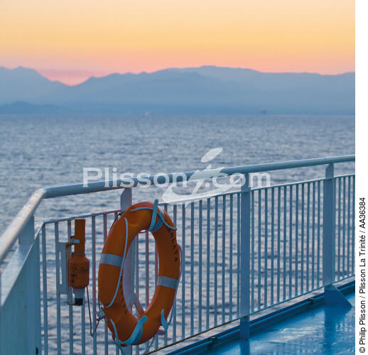 A bord du ferry, Corse - © Philip Plisson / Plisson La Trinité / AA36384 - Nos reportages photos - Ferry