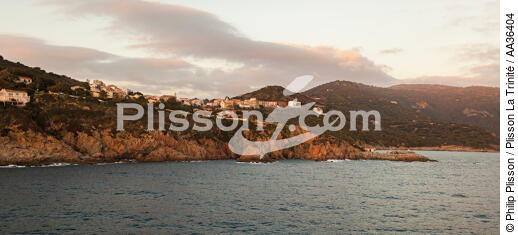 Cargèse, Corse - © Philip Plisson / Plisson La Trinité / AA36404 - Nos reportages photos - Collection Créative