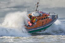 Oléron Island lifeboat. © Philip Plisson / Plisson La Trinité / AA36427 - Photo Galleries - Lifesaving at sea