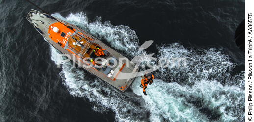 La flottille 33F - © Philip Plisson / Plisson La Trinité / AA36575 - Photo Galleries - Military helicopter