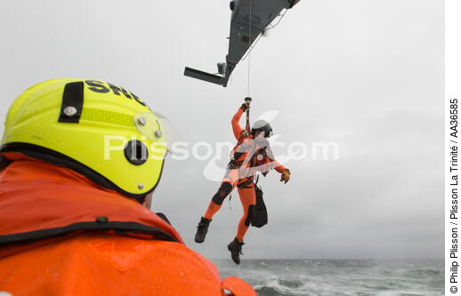 La flottille 33F - © Philip Plisson / Plisson La Trinité / AA36585 - Nos reportages photos - Sauvetage en mer