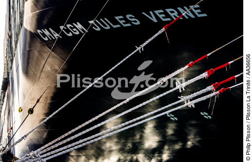 CMA CGM Jules Verne - © Philip Plisson / Plisson La Trinité / AA36656 - Nos reportages photos - Porte-conteneurs