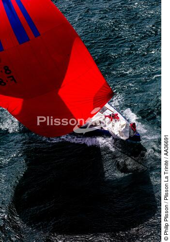Le 12 mètres JI France en baie de Quiberon - © Philip Plisson / Plisson La Trinité / AA36691 - Nos reportages photos - 12 M JI