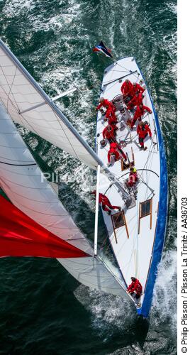 Le 12 mètres JI France en baie de Quiberon - © Philip Plisson / Plisson La Trinité / AA36703 - Nos reportages photos - Monocoque de course