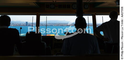 CMA CGM Jules Verne - © Philip Plisson / Plisson La Trinité / AA37008 - Nos reportages photos - Transport maritime
