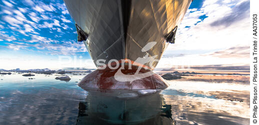 Fin d'été sur la côte ouest du Groenland - © Philip Plisson / Plisson La Trinité / AA37053 - Nos reportages photos - Elément d'un bateau