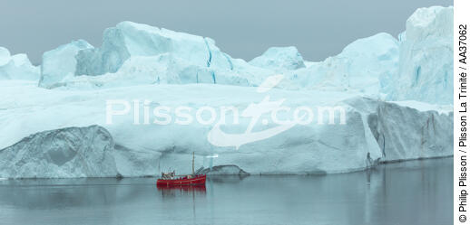 Fin d'été sur la côte ouest du Groenland - © Philip Plisson / Plisson La Trinité / AA37062 - Nos reportages photos - Iceberg
