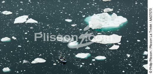 Fin d'été sur la côte ouest du Groenland - © Philip Plisson / Plisson La Trinité / AA37070 - Nos reportages photos - Géomorphie