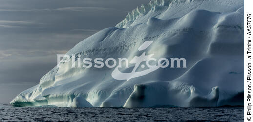Fin d'été sur la côte ouest du Groenland - © Philip Plisson / Plisson La Trinité / AA37076 - Nos reportages photos - Géomorphie