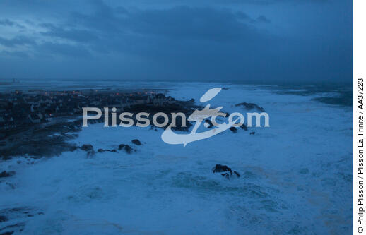 Saint Guénolé - © Philip Plisson / Plisson La Trinité / AA37223 - Photo Galleries - Weather