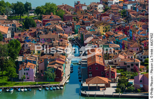 L'île de Burano - © Philip Plisson / Plisson La Trinité / AA37452 - Nos reportages photos - Lagune de Venise