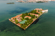 Island of San Servolo in Venice Lagoon © Philip Plisson / Plisson La Trinité / AA37487 - Photo Galleries - Site of interest [It]