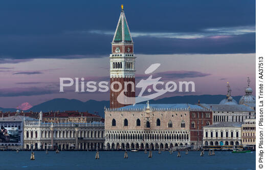 Venise - © Philip Plisson / Plisson La Trinité / AA37513 - Nos reportages photos - Venise