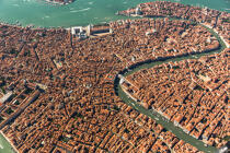 Venice © Philip Plisson / Plisson La Trinité / AA37580 - Photo Galleries - Aerial shot
